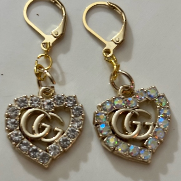 Jewelry - Gucci gold - iridescent Heart zipper pulls/charms